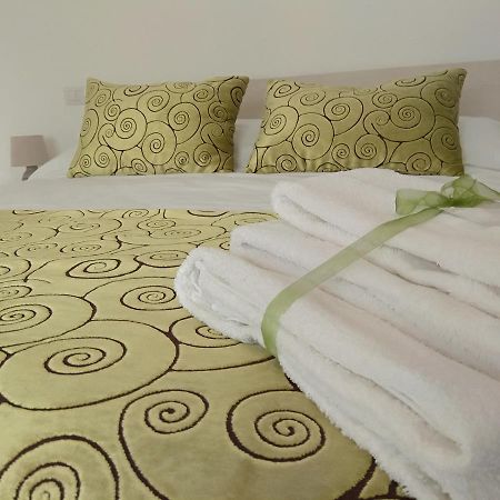 Frale House Apartment Arezzo Bagian luar foto