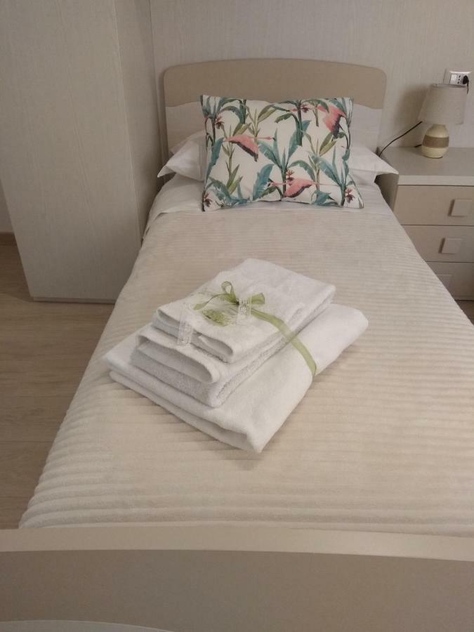 Frale House Apartment Arezzo Bagian luar foto
