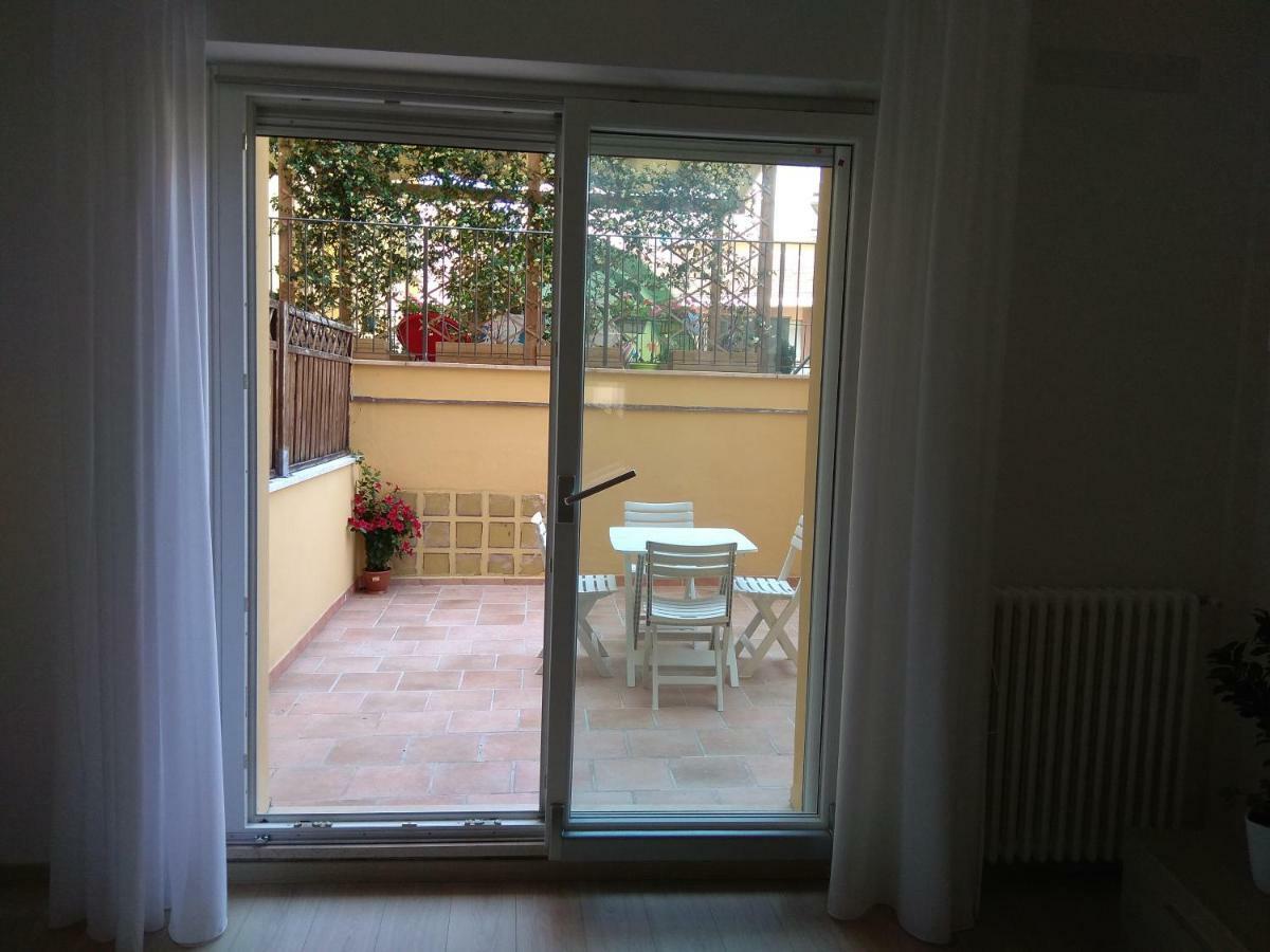 Frale House Apartment Arezzo Bagian luar foto